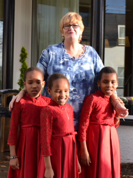 Elaine Bannon with Sophi, Seki and Ciara